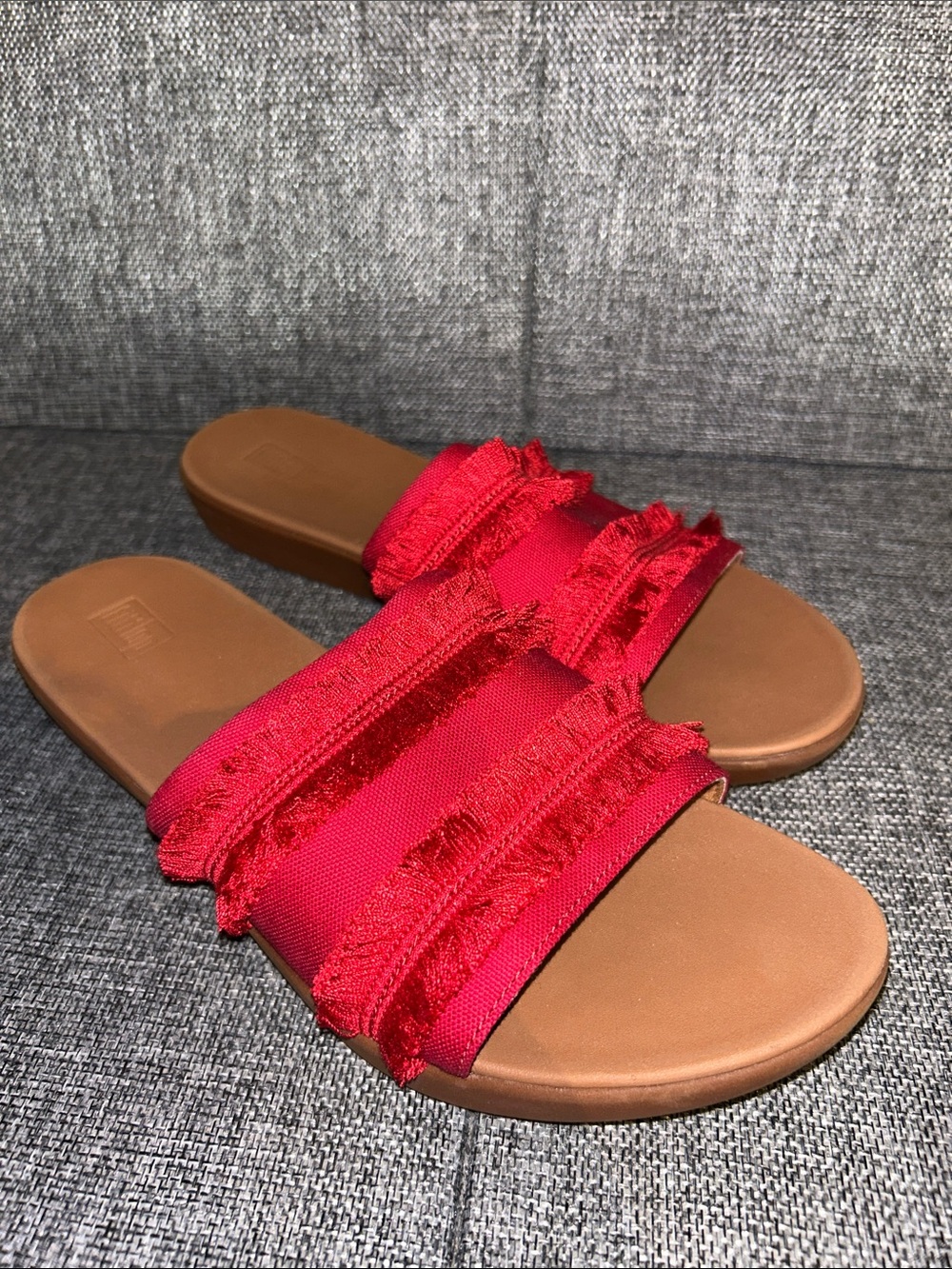 NEW - FitFlop SOLA Fringe Slide Sandal in red.